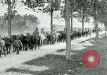 Immagine di Funzionamento in Aisne Montmirail Francia, 1918, secondo 3 filmato di repertorio 65675026375