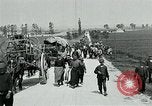 Standbild Aisne Betrieb zivilen Flüchtlingen Ersten Weltkrieg Montmirail Frankreich, 1918, aus Sekunde 5 historischem Filmmaterial Videoclip 65675026376