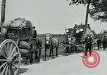 Standbild Aisne Betrieb zivilen Flüchtlingen Ersten Weltkrieg Montmirail Frankreich, 1918, aus Sekunde 26 historischem Filmmaterial Videoclip 65675026376