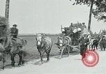 Standbild Aisne Betrieb zivilen Flüchtlingen Ersten Weltkrieg Montmirail Frankreich, 1918, aus Sekunde 28 historischem Filmmaterial Videoclip 65675026376