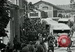Image Aisne opération zone de secours de la Croix-Rouge Première Guerre Mondiale Montmirail France, 1918, de la seconde 33 séquences d'archives historiques vidéo 65675026378