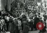 Standbild Aisne Betrieb verletzte Soldaten Ersten Weltkrieg Montmirail Frankreich, 1918, aus Sekunde 42 historischem Filmmaterial Videoclip 65675026379