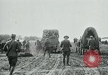 Standbild US Army in Aisne Marne Betrieb Fresnes FRANKREICH, 1918, aus Sekunde 31 historischem Filmmaterial Videoclip 65675026387
