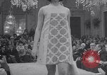 Image fashion show Florence Italie, 1967, de la seconde 14 séquences d'archives historiques vidéo 65675026415