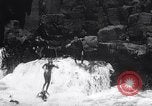 Image Kiama Blow-trou Sydney Australie, 1967, de la seconde 29 séquences d'archives historiques vidéo 65675026418