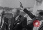 Standbild Nguyen Cao Ky besucht Australien Australien, 1967, aus Sekunde 42 historischem Filmmaterial Videoclip 65675026423
