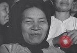 Standbild Viet Flüchtlinge protestieren Saigon Vietnam, 1967, aus Sekunde 26 historischem Filmmaterial Videoclip 65675026433