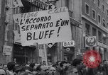 Standbild Protest Rom Italien, 1967, aus Sekunde 7 historischem Filmmaterial Videoclip 65675026435