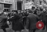 Standbild Protest Rom Italien, 1967, aus Sekunde 23 historischem Filmmaterial Videoclip 65675026435