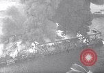 Immagine di Pier sul fuoco Staten Island New York USA, 1967, secondo 9 filmato di repertorio 65675026438