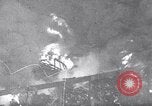 Immagine di Pier sul fuoco Staten Island New York USA, 1967, secondo 13 filmato di repertorio 65675026438