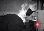 Immagine di Pier sul fuoco Staten Island New York USA, 1967, secondo 21 filmato di repertorio 65675026438
