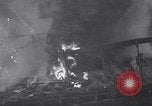 Immagine di Pier sul fuoco Staten Island New York USA, 1967, secondo 32 filmato di repertorio 65675026438