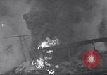 Immagine di Pier sul fuoco Staten Island New York USA, 1967, secondo 34 filmato di repertorio 65675026438