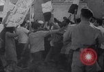 Image les étudiants de protestation Aden South Arabia, 1967, de la seconde 8 séquences d'archives historiques vidéo 65675026439
