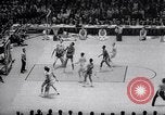 Image Par rapport à l'UCLA college basketball 1967 Dayton Louisville Kentucky USA, 1967, de la seconde 40 séquences d'archives historiques vidéo 65675026442
