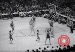 Image Par rapport à l'UCLA college basketball 1967 Dayton Louisville Kentucky USA, 1967, de la seconde 53 séquences d'archives historiques vidéo 65675026442