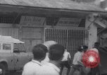 Standbild Ausschreitungen Jakarta Indonesien, 1967, aus Sekunde 4 historischem Filmmaterial Videoclip 65675026448