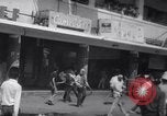 Standbild Ausschreitungen Jakarta Indonesien, 1967, aus Sekunde 21 historischem Filmmaterial Videoclip 65675026448
