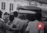 Standbild Ausschreitungen Jakarta Indonesien, 1967, aus Sekunde 23 historischem Filmmaterial Videoclip 65675026448