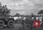 Standbild Ausschreitungen Jakarta Indonesien, 1967, aus Sekunde 56 historischem Filmmaterial Videoclip 65675026448