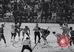 Immagine di NBA match San Francisco California USA, 1967, secondo 6 filmato di repertorio 65675026452