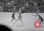 Immagine di NBA match San Francisco California USA, 1967, secondo 17 filmato di repertorio 65675026452