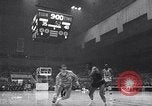 Immagine di NBA match San Francisco California USA, 1967, secondo 47 filmato di repertorio 65675026452