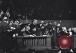 Image dénoncer Hitler New York City USA, 1934, de la seconde 20 séquences d'archives historiques vidéo 65675026457