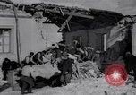 Standbild Lawine beschädigt Italien, 1934, aus Sekunde 13 historischem Filmmaterial Videoclip 65675026458