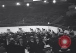 Standbild 6 Tage Bike Race New York City USA, 1934, aus Sekunde 30 historischem Filmmaterial Videoclip 65675026461