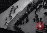Standbild 6 Tage Bike Race New York City USA, 1934, aus Sekunde 46 historischem Filmmaterial Videoclip 65675026461