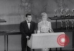 Immagine di Trentaduesima Academy Awards California United States USA, 1960, secondo 26 filmato di repertorio 65675026466