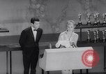 Immagine di Trentaduesima Academy Awards California United States USA, 1960, secondo 40 filmato di repertorio 65675026466
