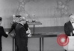 Immagine di Trentaduesima Academy Awards California United States USA, 1960, secondo 56 filmato di repertorio 65675026466