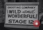 Immagine di Set parigino California United States USA, 1963, secondo 14 filmato di repertorio 65675026468