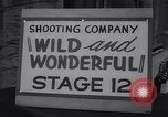 Immagine di Set parigino California United States USA, 1963, secondo 15 filmato di repertorio 65675026468