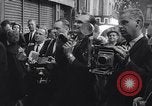 Immagine di Set parigino California United States USA, 1963, secondo 24 filmato di repertorio 65675026468