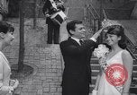 Immagine di Set parigino California United States USA, 1963, secondo 30 filmato di repertorio 65675026468