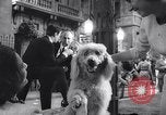 Immagine di Set parigino California United States USA, 1963, secondo 50 filmato di repertorio 65675026468