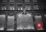 Image shopping de Noël United States USA, 1963, de la seconde 37 séquences d'archives historiques vidéo 65675026473