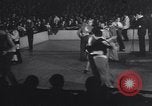 Standbild lange Tanz abschleifen Newark New Jersey USA, 1932, aus Sekunde 30 historischem Filmmaterial Videoclip 65675026477