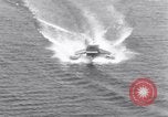 Standbild Pontoon Hydroplane Connecticut USA, 1932, aus Sekunde 55 historischem Filmmaterial Videoclip 65675026485