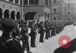 Standbild Königin Wilhelmina Den Haag Niederlande, 1932, aus Sekunde 56 historischem Filmmaterial Videoclip 65675026486