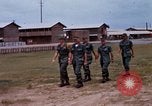 Standbild 9 Infanterie Division Umschichtung Vietnam, 1969, aus Sekunde 37 historischem Filmmaterial Videoclip 65675026537