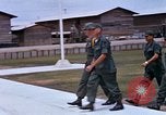 Standbild 9 Infanterie Division Umschichtung Vietnam, 1969, aus Sekunde 42 historischem Filmmaterial Videoclip 65675026537
