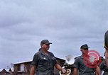 Standbild 9 Infanterie Division Umschichtung Vietnam, 1969, aus Sekunde 48 historischem Filmmaterial Videoclip 65675026537