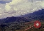 Standbild Air Strip im Dschungel Vietnam, 1969, aus Sekunde 38 historischem Filmmaterial Videoclip 65675026546