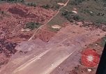 Standbild Air Strip im Dschungel Vietnam, 1969, aus Sekunde 61 historischem Filmmaterial Videoclip 65675026546