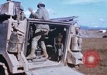 Standbild 81 mm Mörtel Vietnam, 1968, aus Sekunde 33 historischem Filmmaterial Videoclip 65675026553